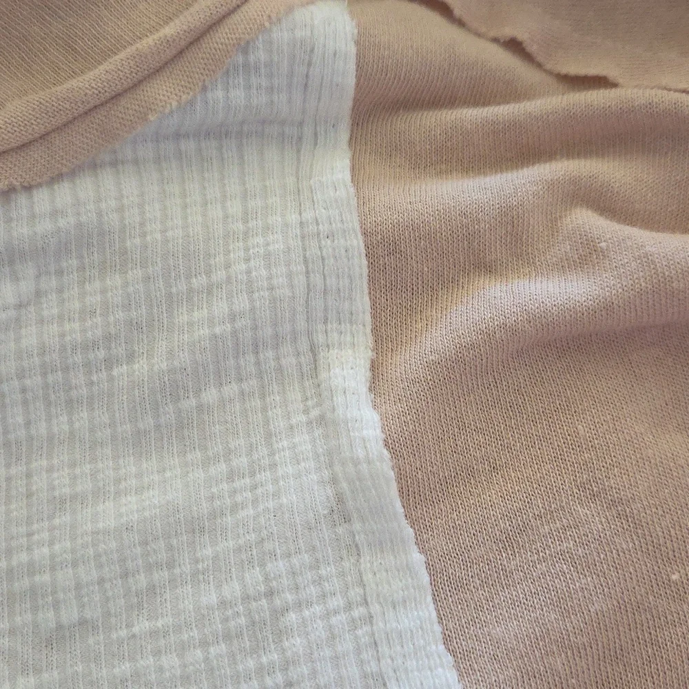 POL Textured Knit Top in Cream and Tan L - Picture 4 of 5